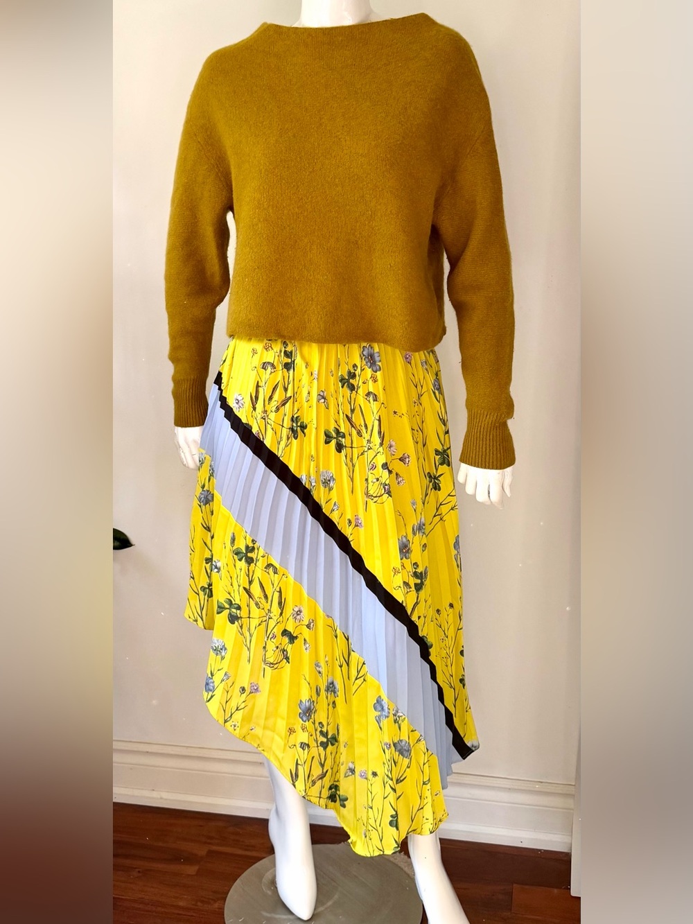 Self-Portrait Yellow Floral Pleated Asymmetrical Midi Maxi Skirt Blue Black - Picture 4 of 8